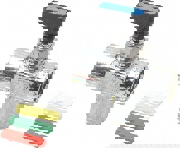 Standard Manual Ball Valve: 3/8